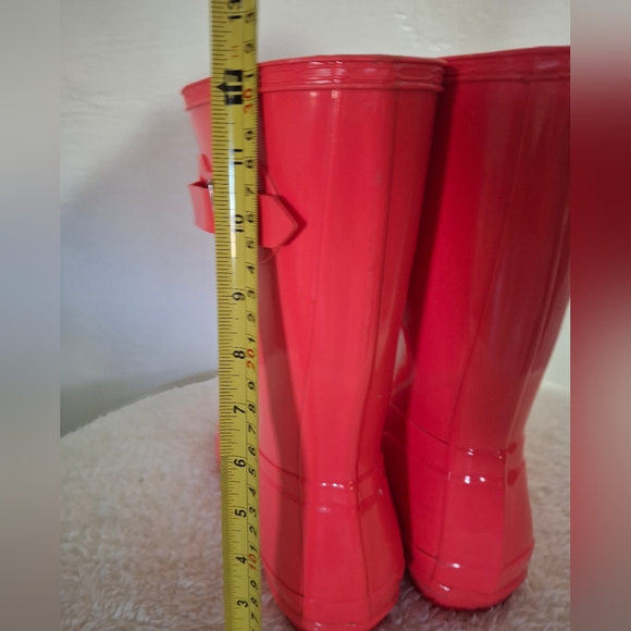 Hunter Women's Winter Rain Boots - Bright Pink/Salmon Color, Size 11. - Picture 8 of 12
